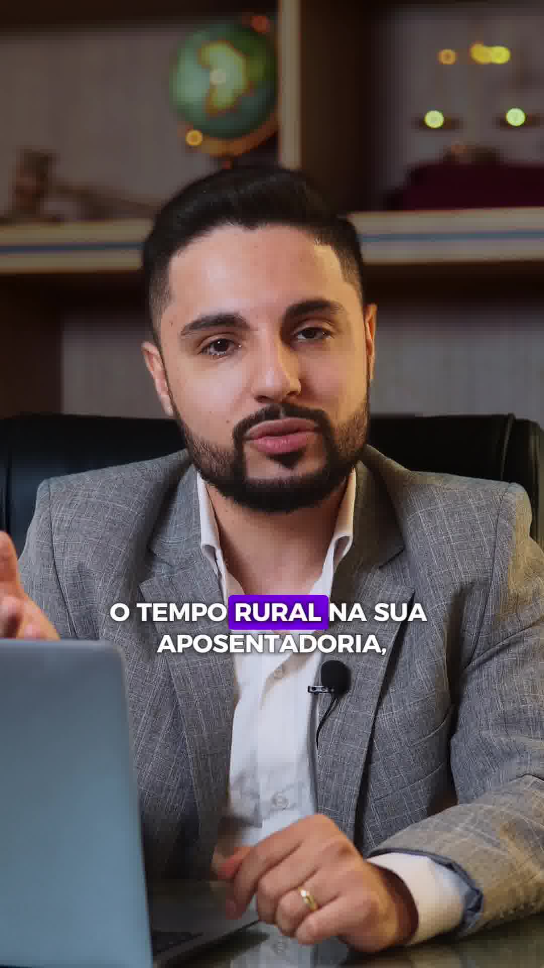 Frame do vídeo de aposentadoria híbrida em 9:16